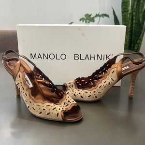 Manolo Blahnik Peep Toe Heels Napa Bronze